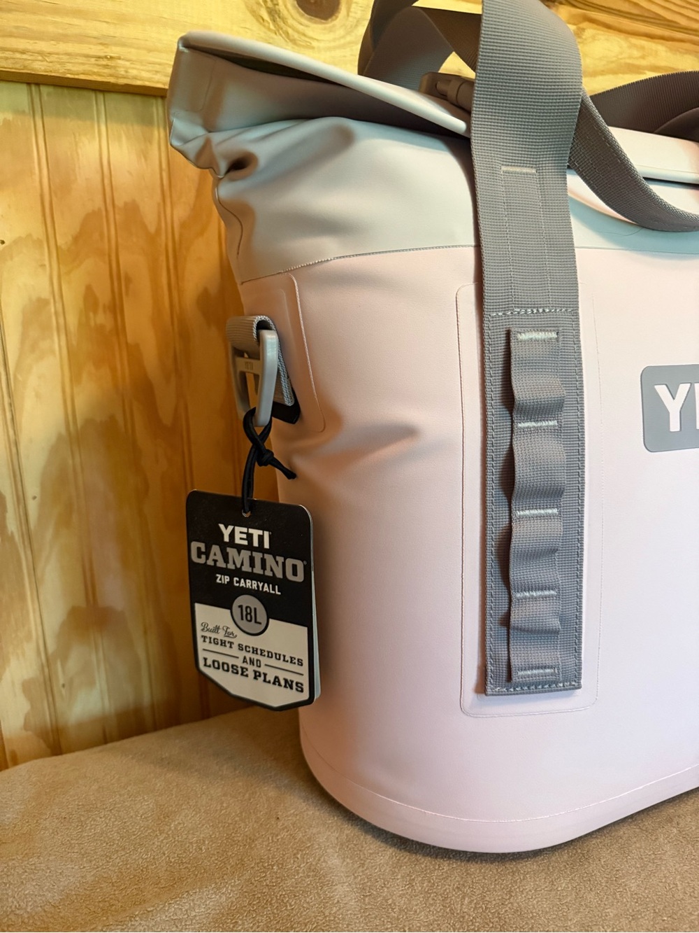 YETI Hopper M15 Tote Cooler Cherry Blossom - Picture 8 of 9